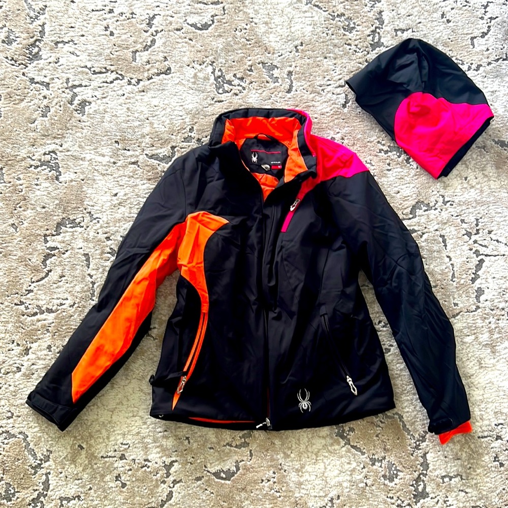 * Ladies/ Juniors Spyder Ski Suit size 8 *